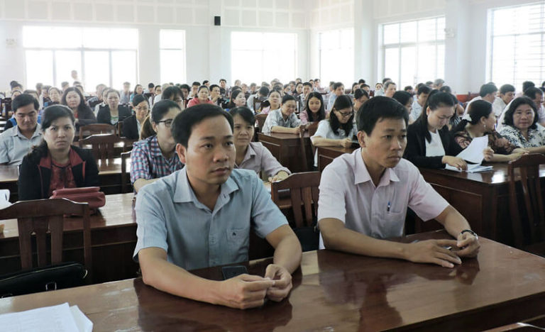 Điều kiện, hồ sơ thi tuyển công chức mới nhất theo quy định năm [year]