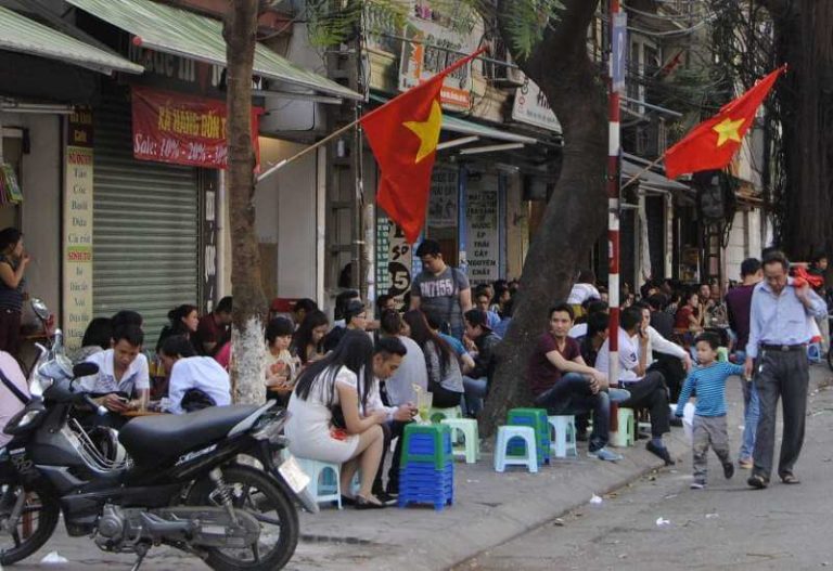 Hành vi lấn chiếm vỉa hè, lòng đường bị xử phạt như thế nào?