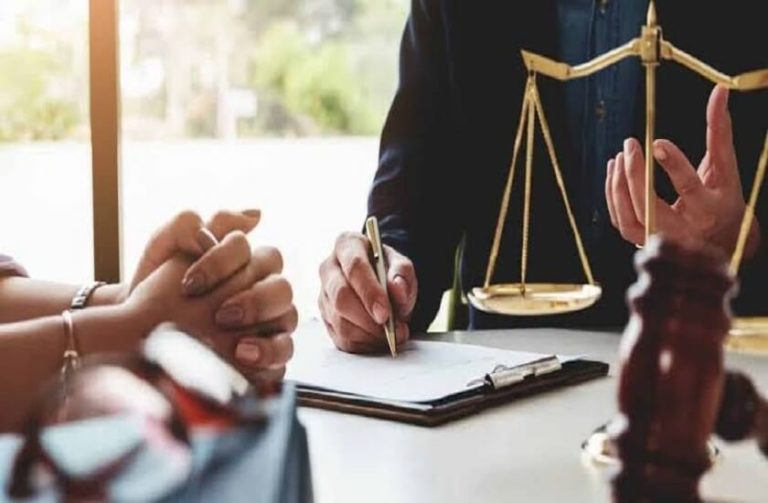Dịch vụ luật sư tư vấn soạn thảo hợp đồng uy tín giá rẻ tại Hà Nội