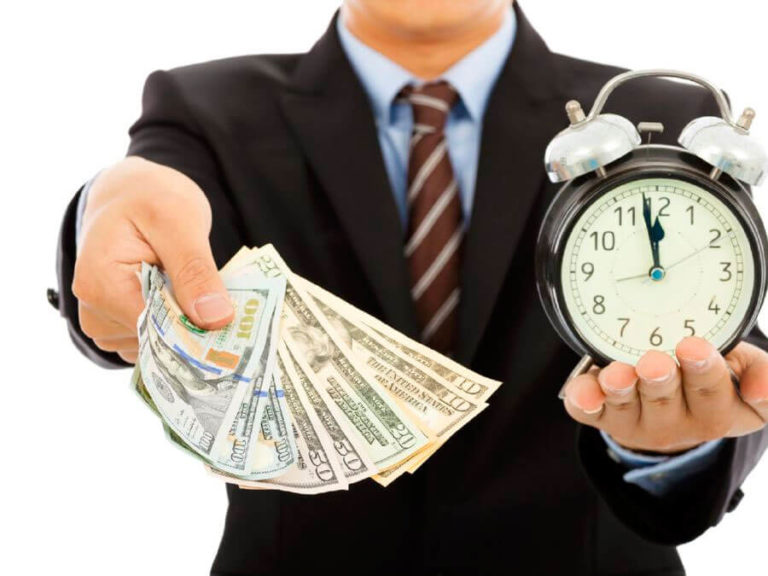 Lương làm thêm giờ có phải đóng thuế TNCN không?