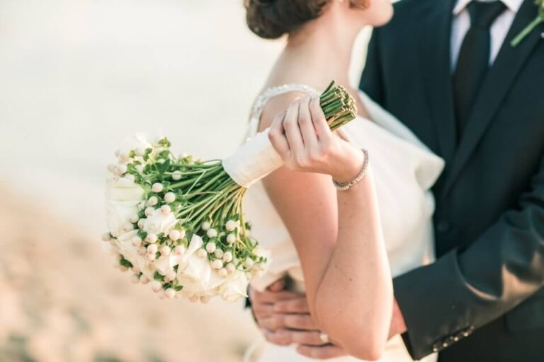 Sau khi ly hôn bao lâu thì được kết hôn lại?